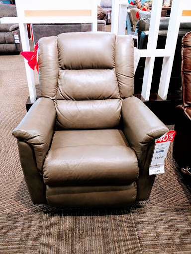Furniture Store «La-Z-Boy Furniture Galleries», reviews and photos, 2921 S Hurstbourne Pkwy, Louisville, KY 40220, USA