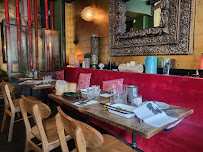 Atmosphère du Restaurant thaï Mme Shawn Thai Bistrot à Paris - n°17