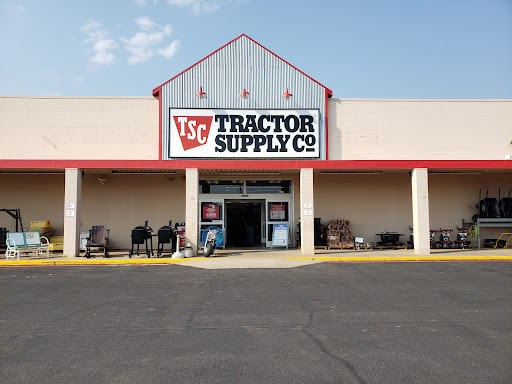Home Improvement Store «Tractor Supply Co.», reviews and photos, 2211 Ave F NW, Childress, TX 79201, USA