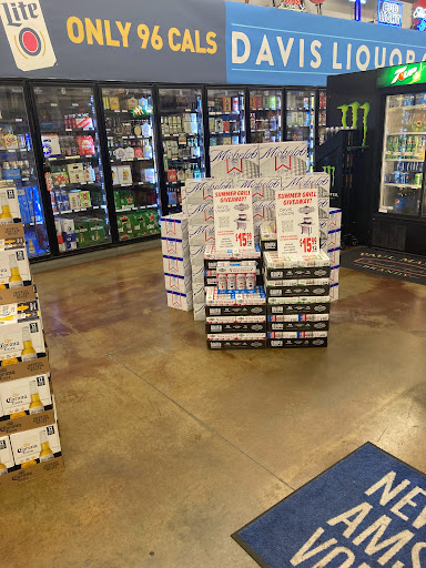 Liquor Store «Davis Liquor Outlet», reviews and photos, 1406 N Waco Ave, Wichita, KS 67203, USA