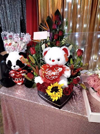 Florist «Floreria La Orquidea», reviews and photos, 510 S 1st St, Yakima, WA 98901, USA