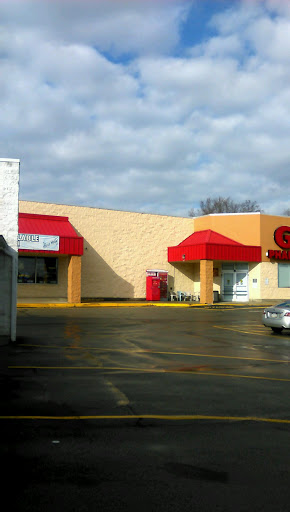 Supermarket «Giant Eagle Supermarket», reviews and photos, 1300 Country Club Rd, Monongahela, PA 15063, USA