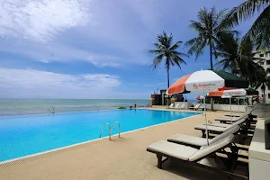 Golden Pine Beach Resort & Spa, Pranburi image