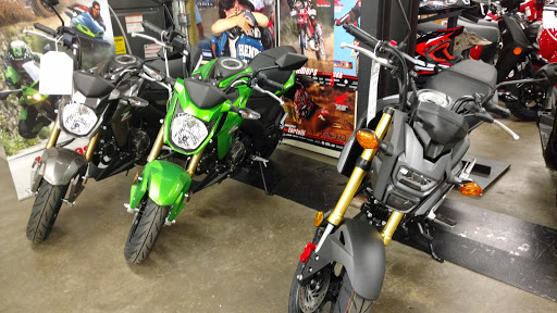Motorcycle Dealer «Sindt Motor Sales», reviews and photos, 4460 Dodge St, Dubuque, IA 52003, USA
