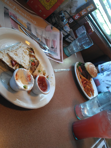 Shopping Mall «Ravenwood Shopping Center», reviews and photos, 910 Taylor Ave, Towson, MD 21286, USA