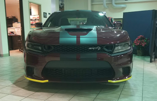 Car Dealer «LaFontaine Chrysler Dodge Jeep Ram of Fenton», reviews and photos, 15123 North Rd, Fenton, MI 48430, USA