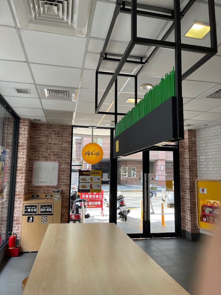 麥當勞-台中黎明二餐廳 的照片
