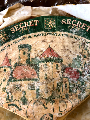 Shopping Mall «Fairfield Shopping Center», reviews and photos, 5322 Lord Dunmore Ct, Virginia Beach, VA 23464, USA