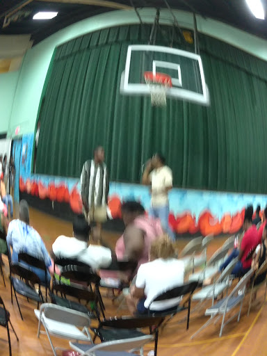 Community Center «Shawnee Community Center», reviews and photos, 607 S 37th St, Louisville, KY 40211, USA