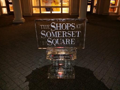 Shopping Mall «The Shops at Somerset Square», reviews and photos, 140 Glastonbury Blvd, Glastonbury, CT 06033, USA