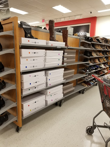 Department Store «T.J. Maxx & HomeGoods», reviews and photos, 715 E Dundee Rd, Palatine, IL 60074, USA