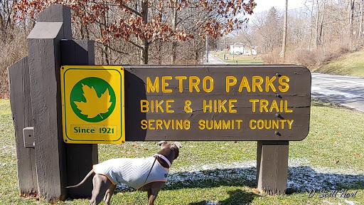 Pet Supply Store «Pet Supplies Plus», reviews and photos, 34370 Aurora Rd, Solon, OH 44136, USA