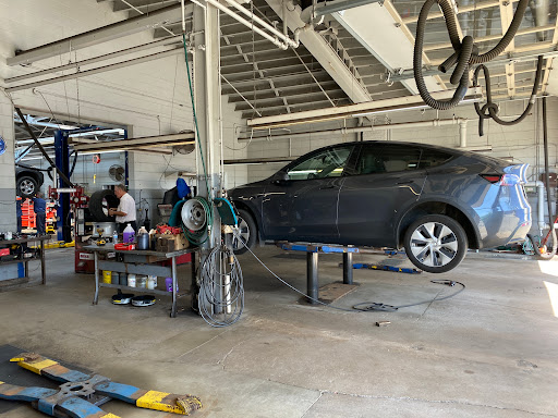 Car Repair and Maintenance «Shawnee Service Center», reviews and photos, 332 Linden Ave, Wilmette, IL 60091, USA