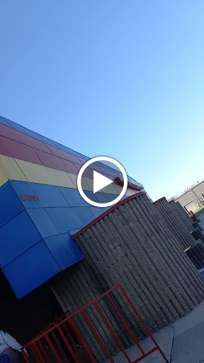 Roller Skating Rink «Bonaventure Always Family Friendly Skating Center And Birthday Parties», reviews and photos, 24505 Halsted Rd, Farmington Hills, MI 48335, USA