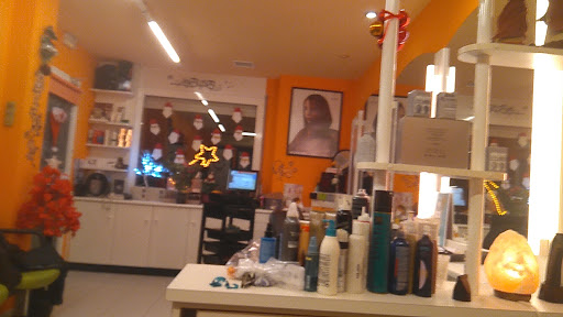 Perruqueria i Estètica CLIPS en Sant Hilari Sacalm, Girona
