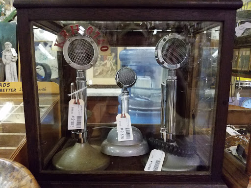 Antique Store «Old Town Architectural Salvage», reviews and photos, 126 N St Francis St, Wichita, KS 67202, USA