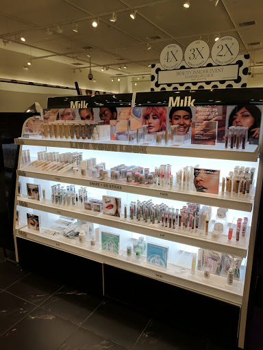 Cosmetics Store «SEPHORA», reviews and photos, 3200 N Sepulveda Blvd, Manhattan Beach, CA 90266, USA