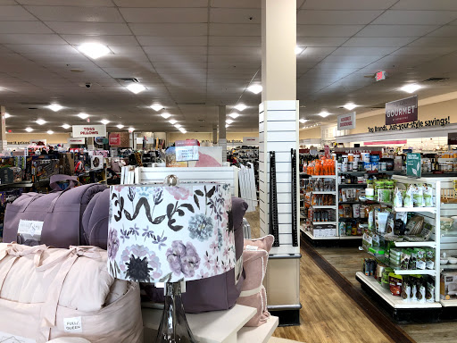 Shopping Mall «Lincoln Mall», reviews and photos, 622 George Washington Hwy, Lincoln, RI 02865, USA