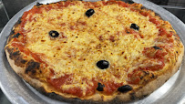 Plats et boissons du Livraison de pizzas La Pizza du 12eme à Marseille - n°5