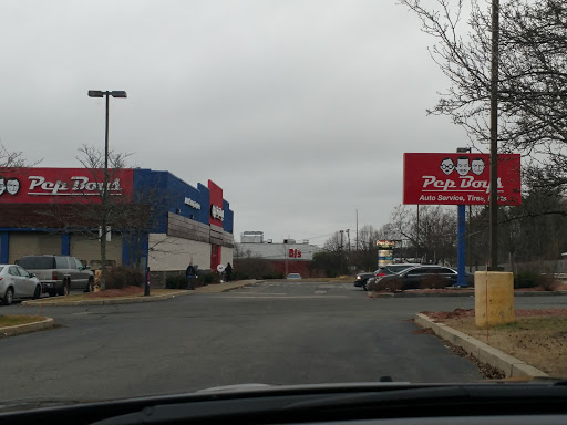 Auto Parts Store «Pep Boys Auto Parts & Service», reviews and photos, 570-580 Providence Hwy, Dedham, MA 02026, USA