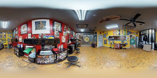 Tattoo Shop «12 Volt Tattoo Chico», reviews and photos, 194 E 8th St, Chico, CA 95928, USA