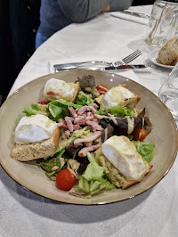 Plats et boissons du Restaurant français Absolue Renaissance à Magny-Cours - n°1