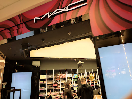 MAC Cosmetics