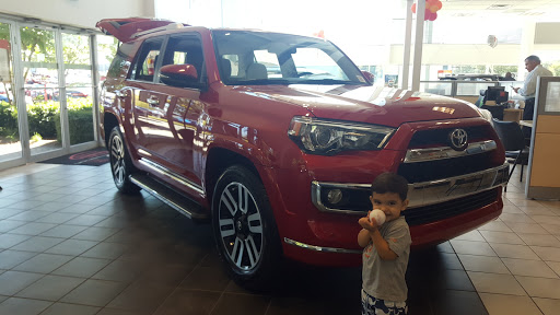 Toyota Dealer «World Toyota», reviews and photos, 5800 Peachtree Industrial Blvd, Atlanta, GA 30341, USA