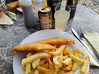 Plats et boissons du Restaurant de fish and chips The Chip Shop à Confolens - n°1