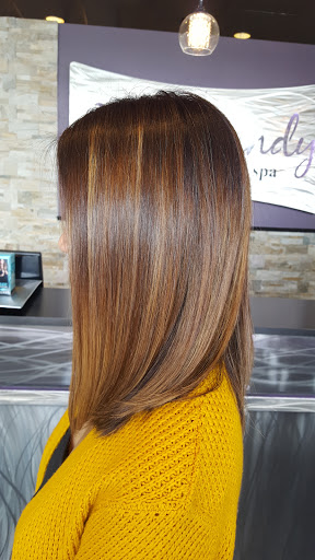 Hair Salon «Hair Candy Salon & Spa», reviews and photos, 8428 SE Sunnyside Rd, Clackamas, OR 97015, USA