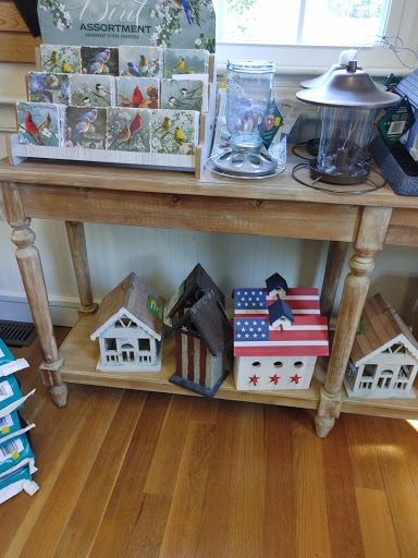Pet Supply Store «Devine Feed And Pet», reviews and photos, 711 Main St, Norwell, MA 02061, USA