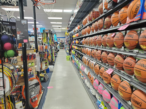 Sporting Goods Store «Big 5 Sporting Goods - Pinole», reviews and photos, 1572 Fitzgerald Dr, Pinole, CA 94564, USA
