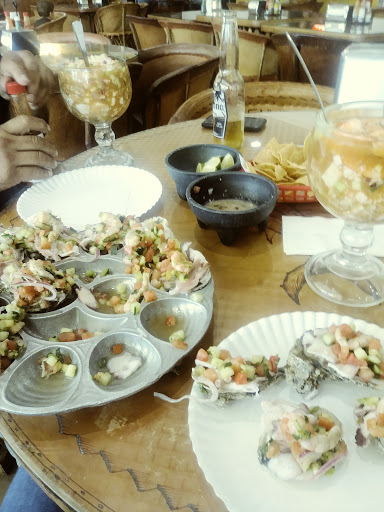 Shopping Mall «County Fair Fashion Mall», reviews and photos, 1264 E Gibson Rd E-500, Woodland, CA 95776, USA