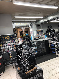 Detroit Hot Wheel City - Photo 7 - Car repair in Warren, MI, Warren