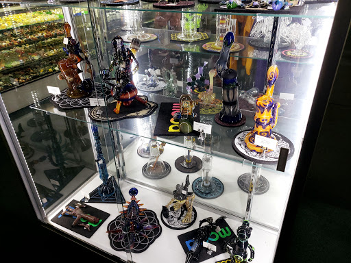 Vaporizer Store «HIGH Maintenance Smoke Shop», reviews and photos, 411 S Mill Ave #101, Tempe, AZ 85281, USA