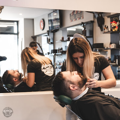 Les folies du barbier Le Haillan à Le Haillan