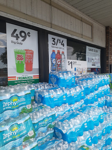 Convenience Store «7-Eleven», reviews and photos, 6980 40th St N, Pinellas Park, FL 33781, USA