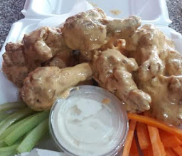 Chabelo's Wings Burger & More photo