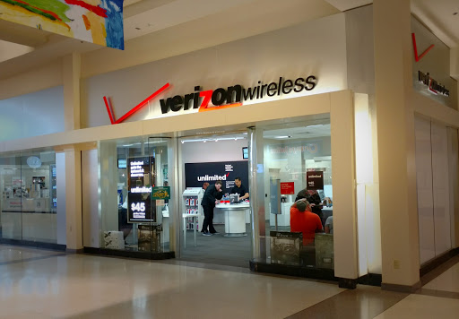 Verizon, 3902 13th Ave S #526, Fargo, ND 58103, USA, 