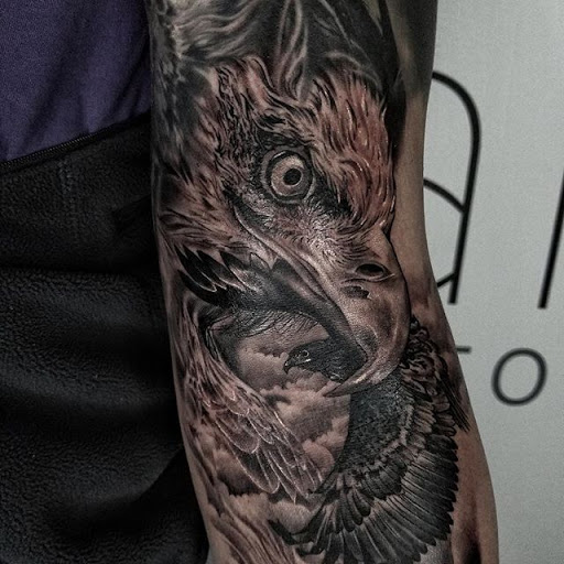 Explore fallen soldier tattoo ideas, creative tattoo ideas in Hialeah, available at Fame Tattoos