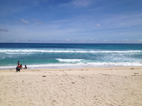 Mekaki Beach