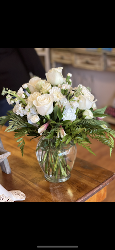 Florist «The Flower Shop», reviews and photos, 110 Church St, Whitinsville, MA 01588, USA