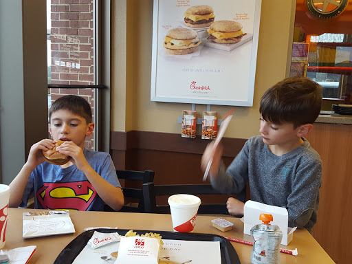 Fast Food Restaurant «Chick-fil-A», reviews and photos, 2048 Cumming Hwy, Canton, GA 30114, USA