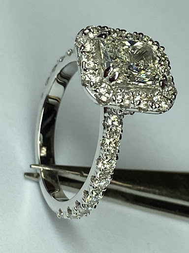 Jewelry Store «Trimarco Jewelers Inc», reviews and photos, 1847 Springfield Ave # 49, Maplewood, NJ 07040, USA