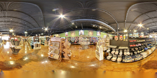 Pet Supply Store «The Natural Dog», reviews and photos, 3708 Lawndale Dr, Greensboro, NC 27455, USA