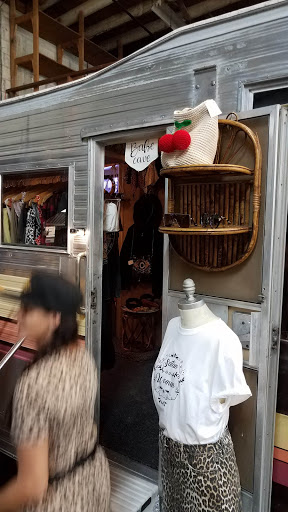 Art School «F.A.T. Village Arts District», reviews and photos