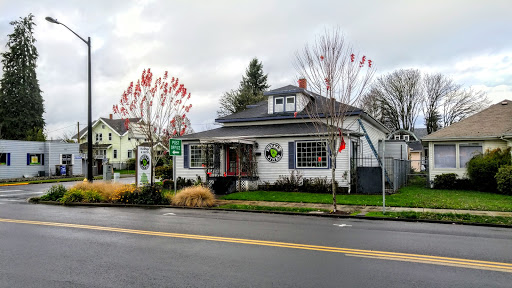 Petals & Vines, 410 Main St E, Monmouth, OR 97361, USA, 