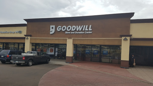 Thrift Store «48th & Baseline Goodwill Retail Store & Donation Center», reviews and photos, 2700 W Baseline Rd, Tempe, AZ 85283, USA