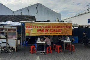 Soto Ayam Lenthok Pak Gun image