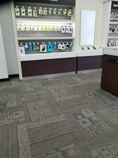 Cell Phone Store «Verizon Authorized Retailer - A Wireless», reviews and photos, 7464 Winchester Rd #109, Memphis, TN 38125, USA